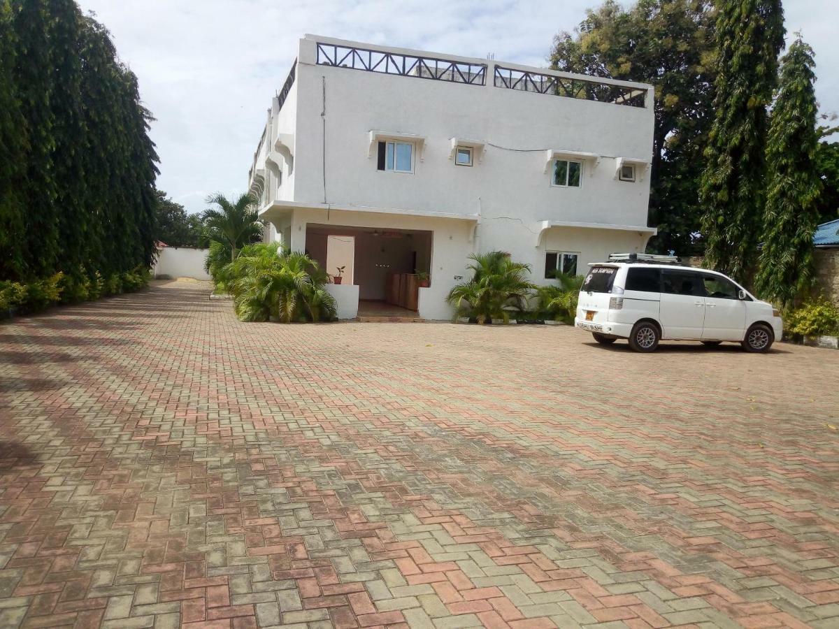 Prestige Holiday Resort Malindi Extérieur photo